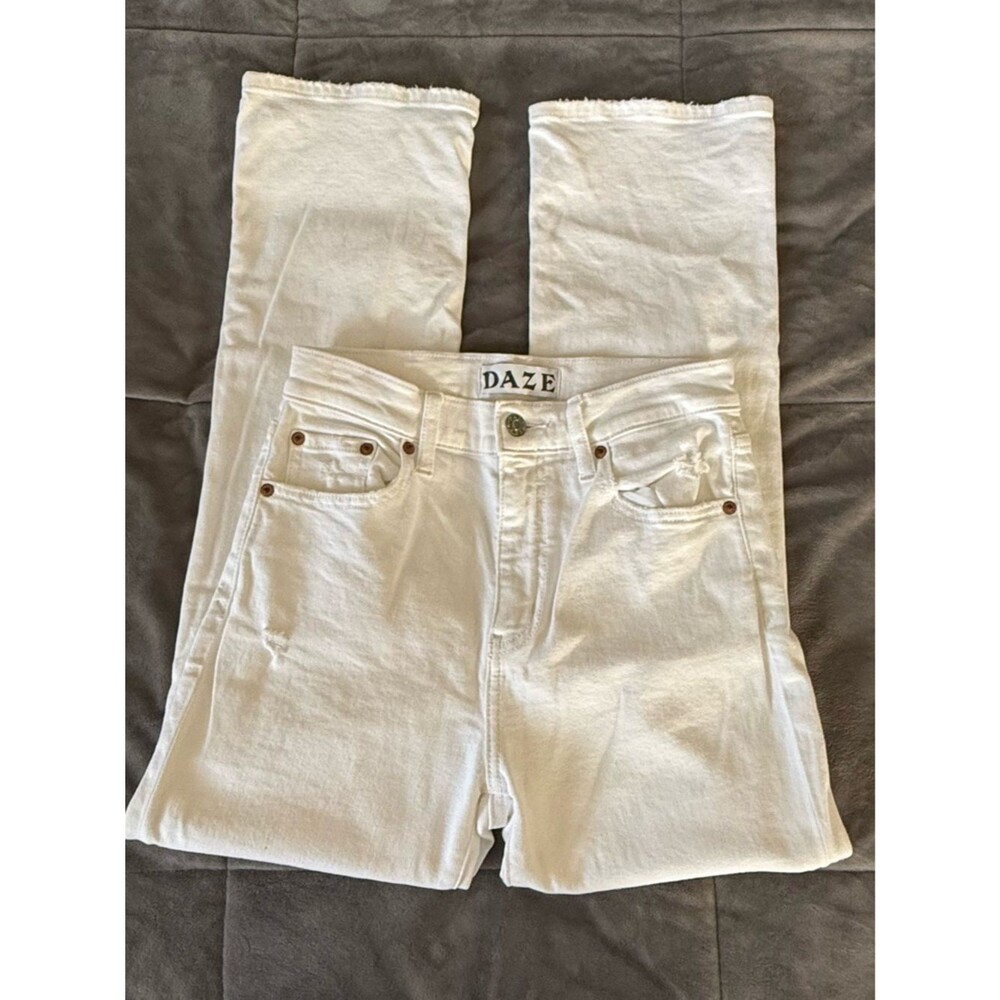 DAZE Women's White Flare Jeans - High-Rise Wide Leg Size 25